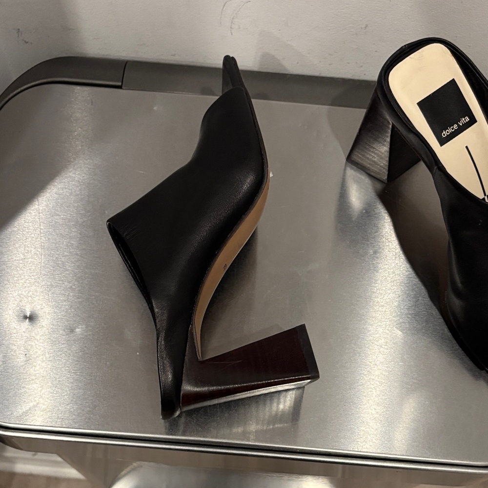 Dolce Vita Black Mules for Women leather sz 6 new - Picture 2 of 4